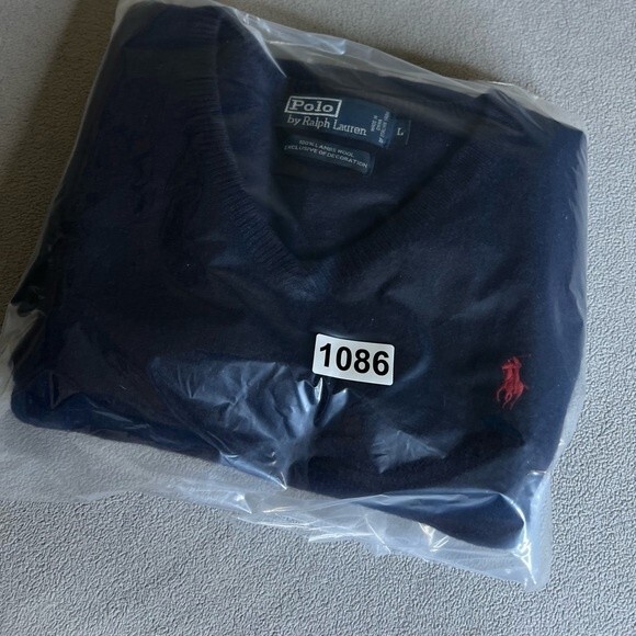 Polo Ralph Lauren Sweater Size Large L Lamb's Wool V-Neck Blue - Picture 14 of 14